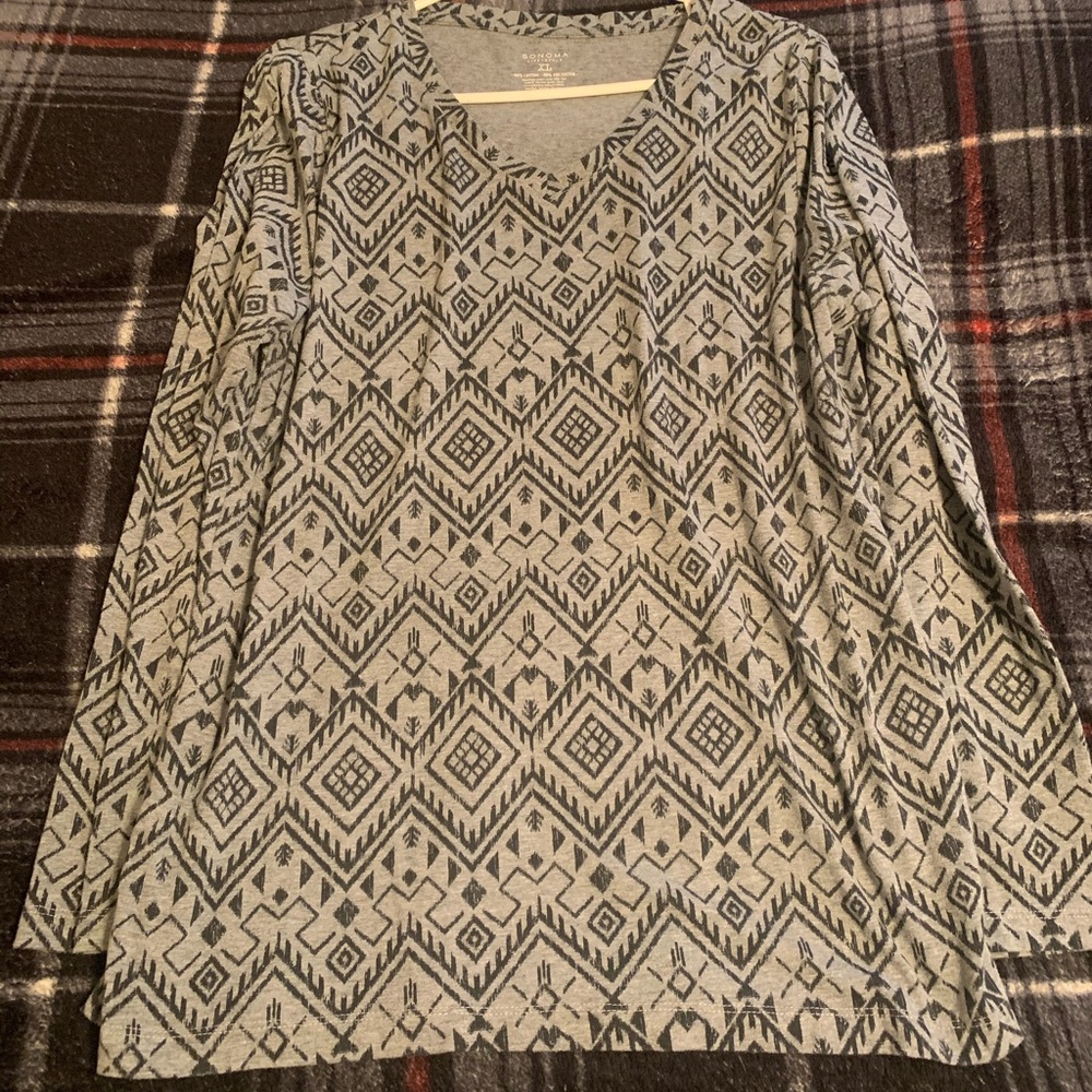 Long sleeve sweater